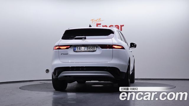Jaguar F-PACE 2021 — photo 4