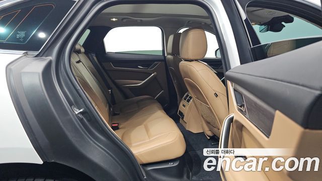 Jaguar F-PACE 2021 — photo 12