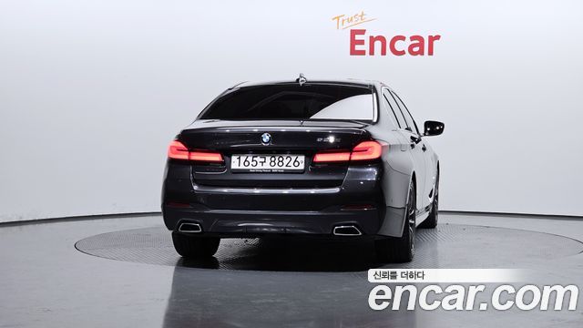 BMW 5-Series 2021 — photo 4