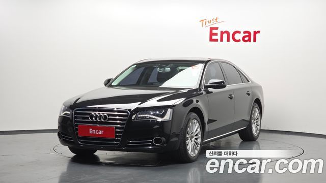 Audi A8 2013 — photo 1