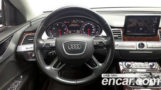 Audi A8 2013 — photo 13