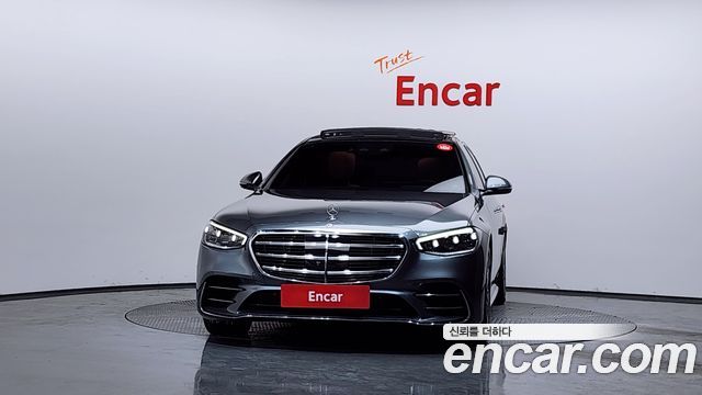 Mercedes-Benz S-Class 2022 — photo 3