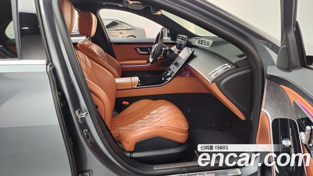 Mercedes-Benz S-Class 2022 — photo 11
