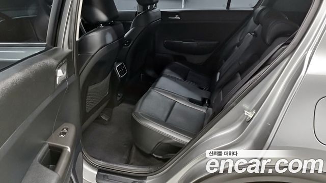 Kia Sportage 2021 — photo 11