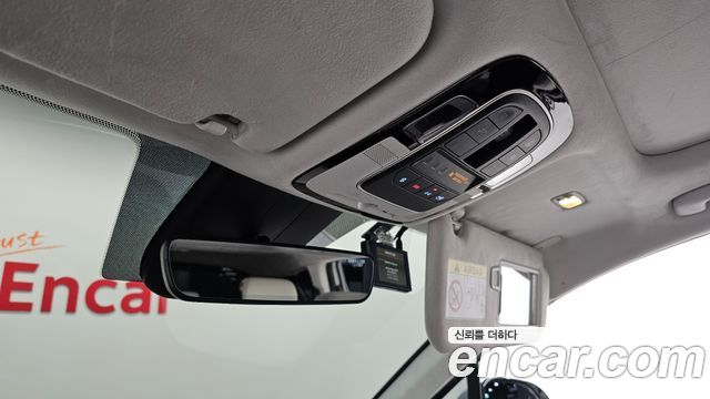 Hyundai Santafe 2021 — photo 17
