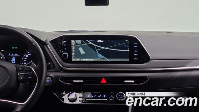 Hyundai Sonata 2021 — photo 16