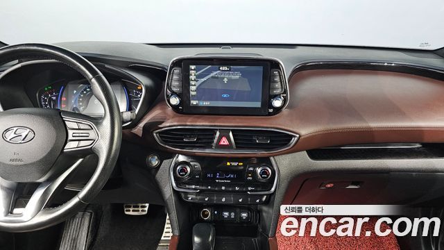 Hyundai Santafe 2020 — photo 17