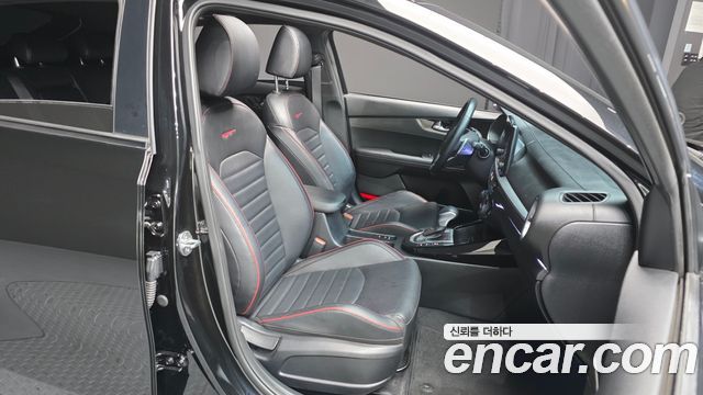 Kia K3 2024 — photo 12