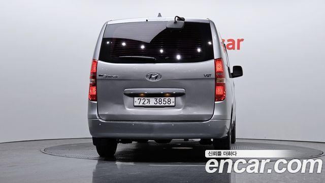 Hyundai Starex 2017 — photo 4