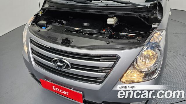 Hyundai Starex 2017 — photo 6