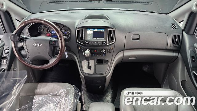 Hyundai Starex 2017 — photo 7