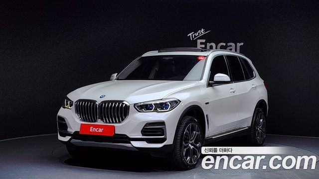 BMW X5 2022 — photo 1