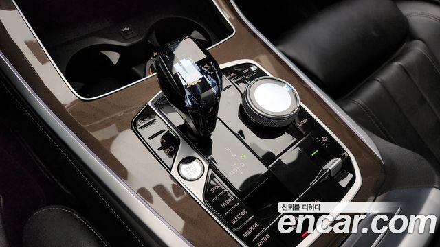 BMW X5 2022 — photo 9