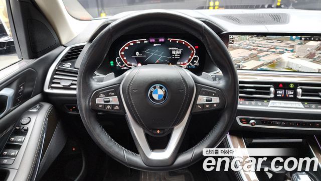 BMW X5 2022 — photo 13