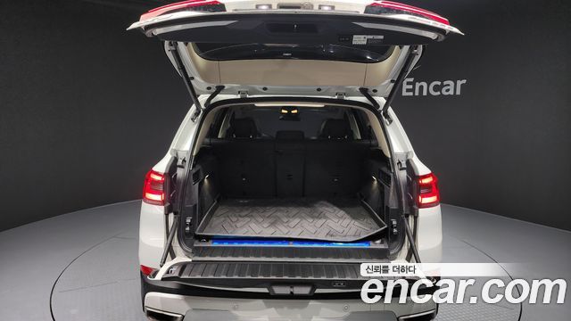 BMW X5 2022 — photo 20