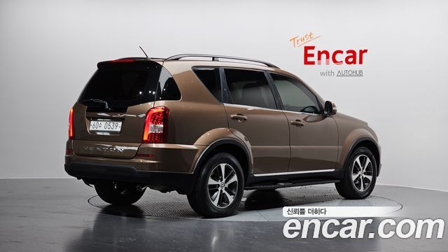 KG Mobility Rexton 2016 — photo 2