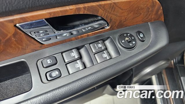 KG Mobility Rexton 2016 — photo 14