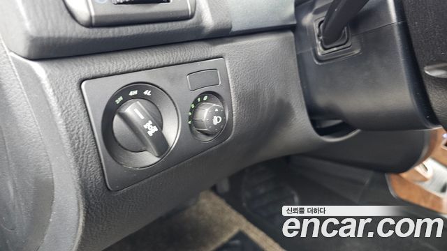 KG Mobility Rexton 2016 — photo 15