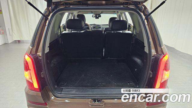 KG Mobility Rexton 2016 — photo 20