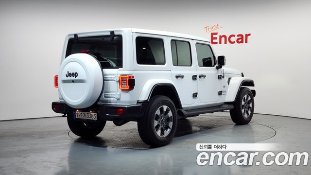 Jeep Wrangler 2023 — photo 2