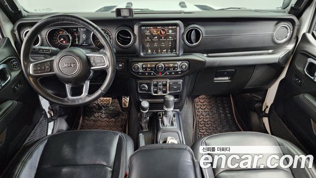 Jeep Wrangler 2023 — photo 7