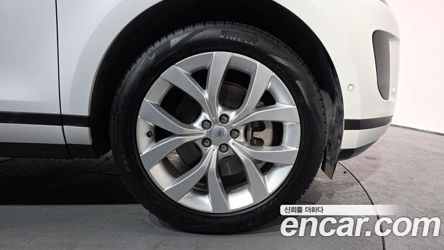 Land Rover Range Rover Evoque 2021 — photo 5