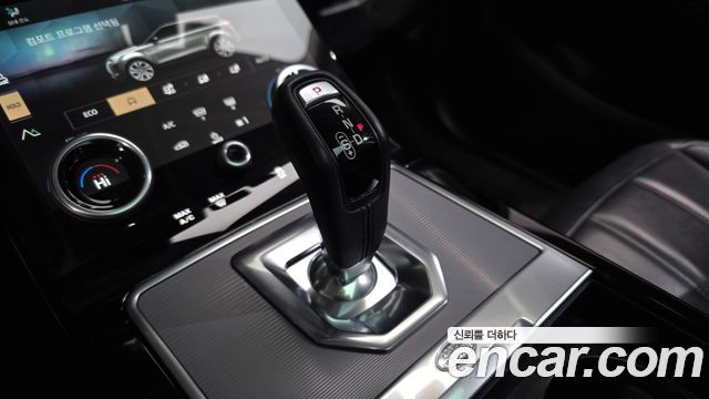 Land Rover Range Rover Evoque 2021 — photo 9