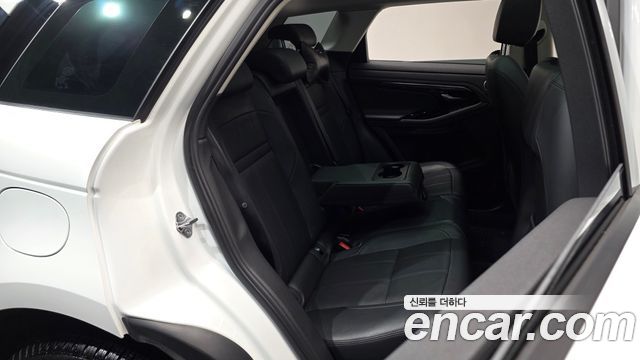 Land Rover Range Rover Evoque 2021 — photo 11