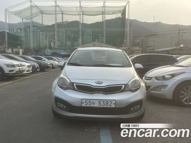 Kia pride 2014 — photo 2