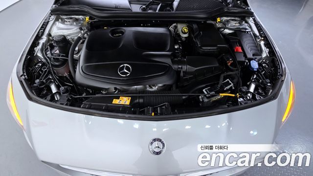 Mercedes-Benz CLA-Class 2017 — photo 6