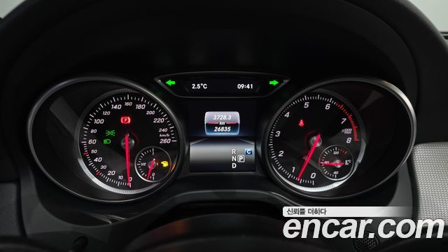 Mercedes-Benz CLA-Class 2017 — photo 8