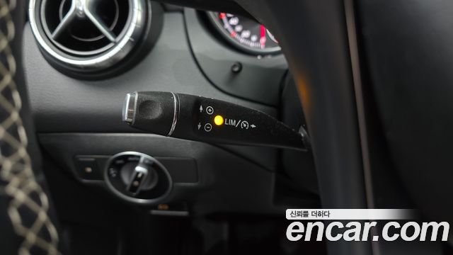 Mercedes-Benz CLA-Class 2017 — photo 18