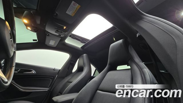 Mercedes-Benz CLA-Class 2017 — photo 20