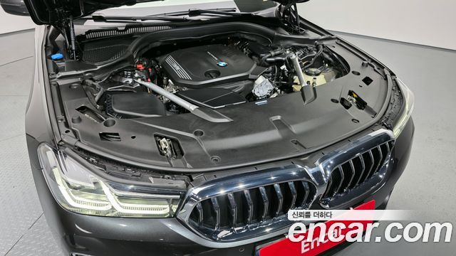 BMW Gran Turismo 2023 — photo 6