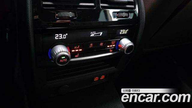 BMW Gran Turismo 2023 — photo 17