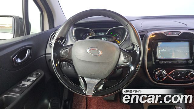 Renault Korea QM3 2015 — photo 11