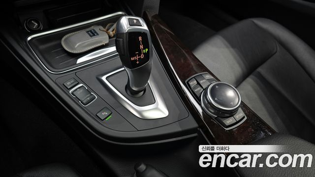 BMW 4-Series 2015 — photo 9