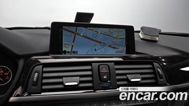 BMW 4-Series 2015 — photo 14