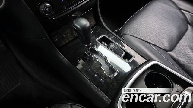 Chrysler 300C 2012 — photo 9