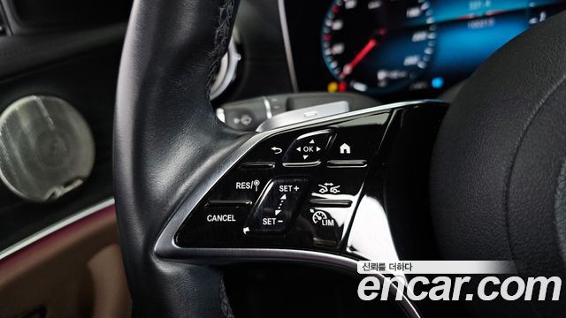 Mercedes-Benz E-Class 2021 — photo 20