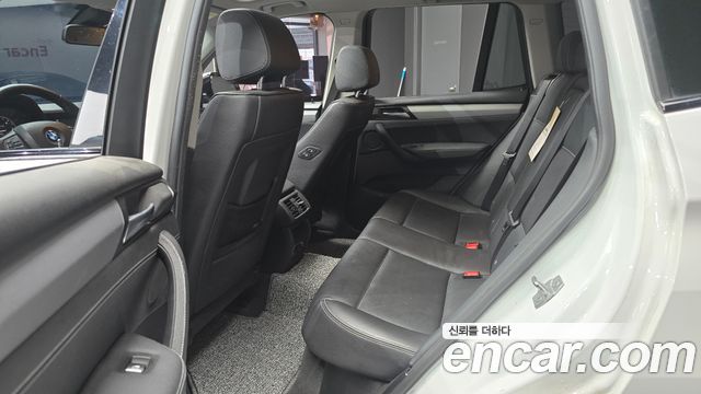BMW X3 2016 — photo 12