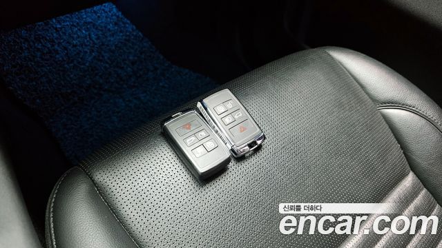 Land Rover Discovery Sport 2020 — photo 18