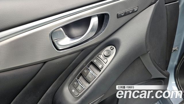 Infiniti Q50 2014 — photo 18