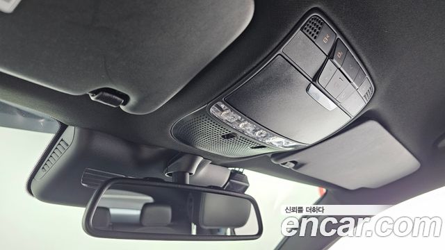 Mercedes-Benz GLC-Class 2019 — photo 18
