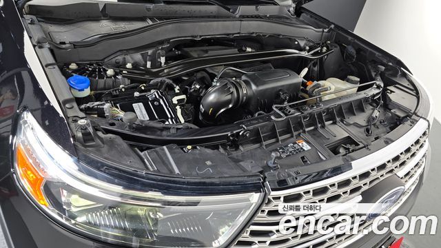 Ford Explorer 2020 — photo 6