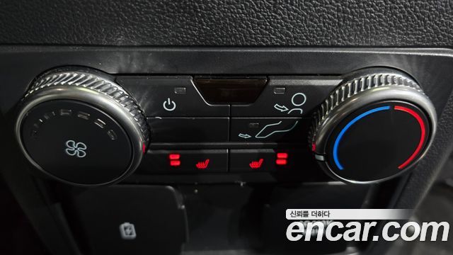 Ford Explorer 2020 — photo 18