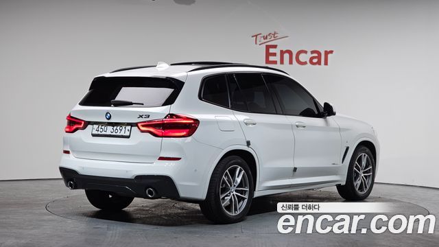 BMW X3 2018 — photo 2
