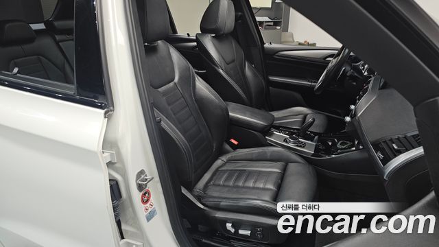 BMW X3 2018 — photo 10