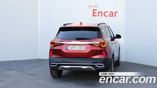 Kia Seltos 2023 — photo 4