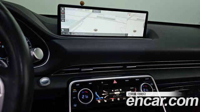 Genesis GV80 2021 — photo 14